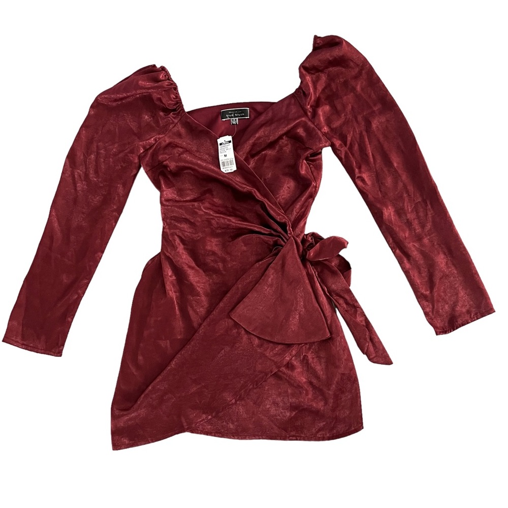 Blue Blush NWT Satin Wrap Dress With Waist Tie Wrapped Long Sleeve - V Neck Sz M - Picture 2 of 9